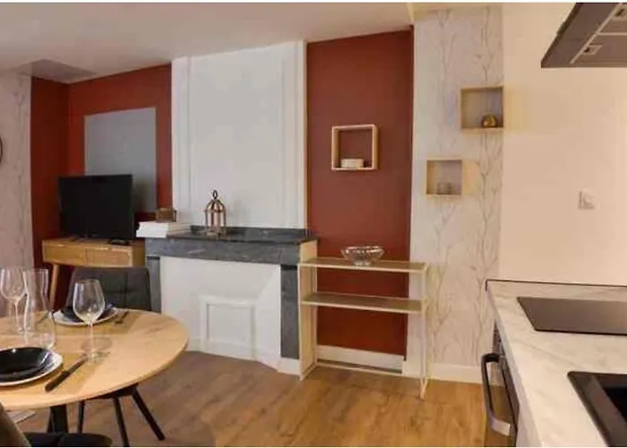 T2 Hyper Centre Appartement *