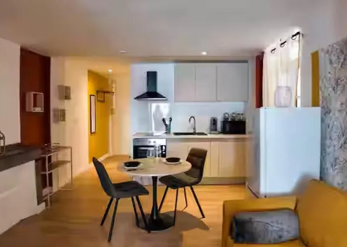 T2 Hyper Centre Appartement *